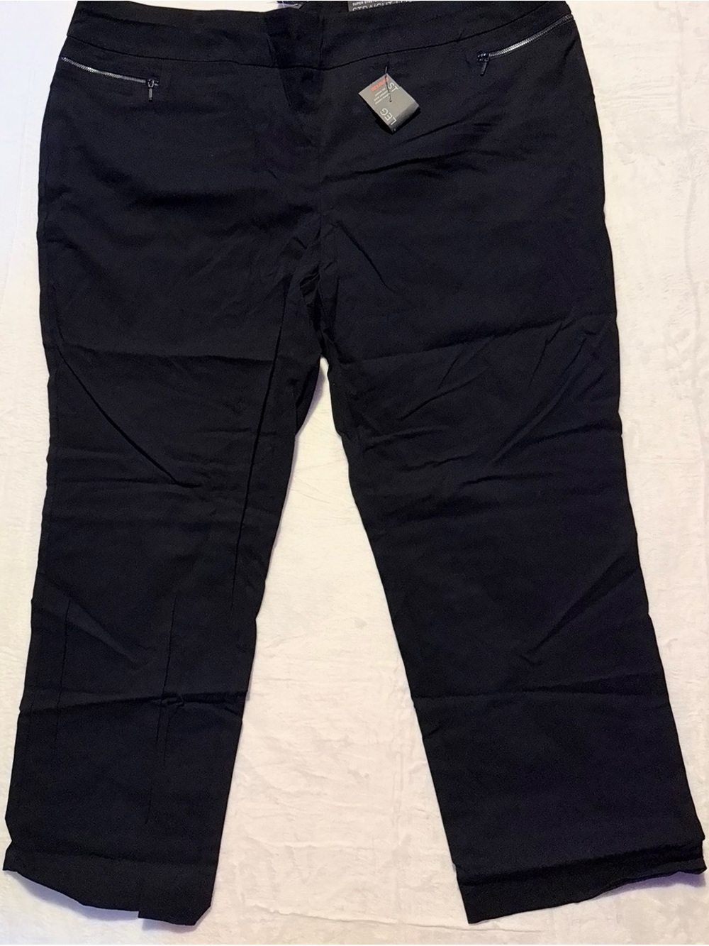Women’s Black Straight-Leg Dress Pants. Super stretch pull on 24